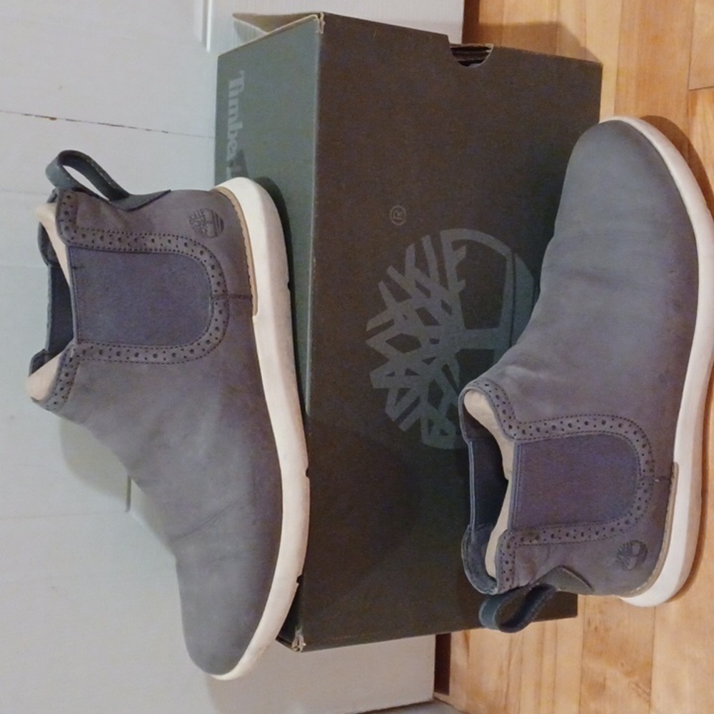 Timberland gray boots Size 7.5